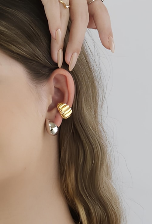 MIX COM BRINCO DE GOTA E PIERCING FAKE CROISSANT l EQUILIBRIUM WHITE COLOR