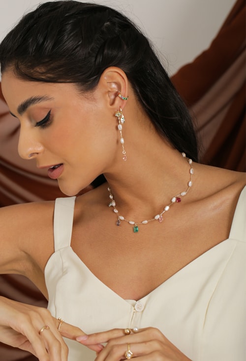 MIX DE COLAR, BRINCO E PIERCING DE PÉROLAS COM ZIRCONIAS COLORIDAS l REALIZE