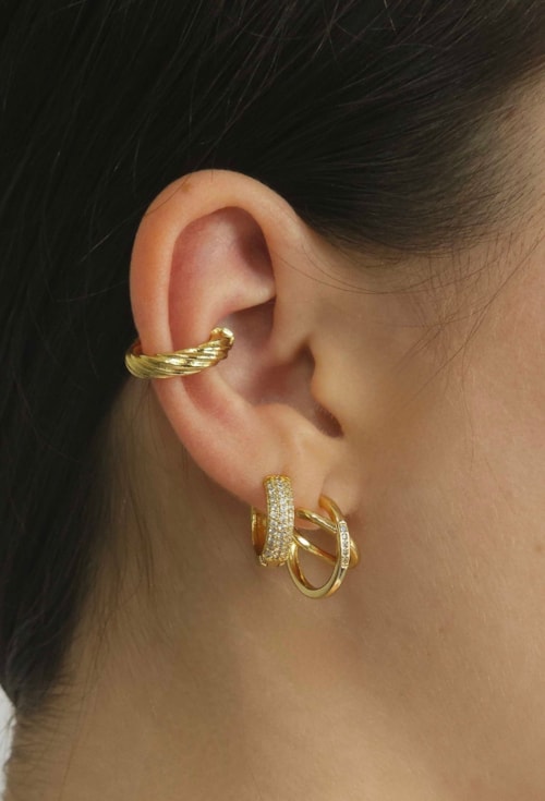 MIX DE BRINCOS DE ARGOLA CRUZADA E PIERCING NO OURO l CALIFÓRNIA