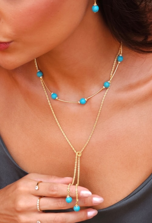 MIX DE CONJUNTO COM PEDRA HOWLITA TURQUESA NO OURO l ESSENZA
