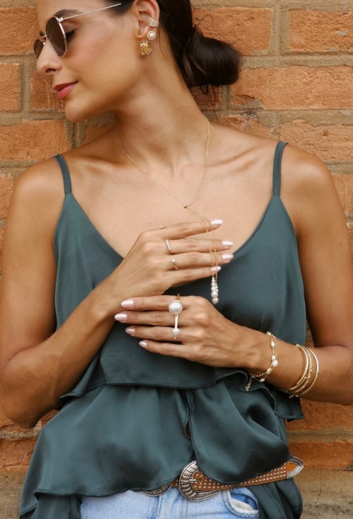 MIX DE BRINCOS DE TREVO E PIERCING CRAVEJADOS NO OURO l ESSENZA