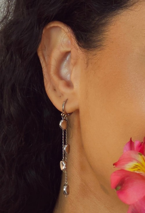 MIX DE COLARES E BRINCO DE GOTAS LISA | WELCOME SPRING 2025