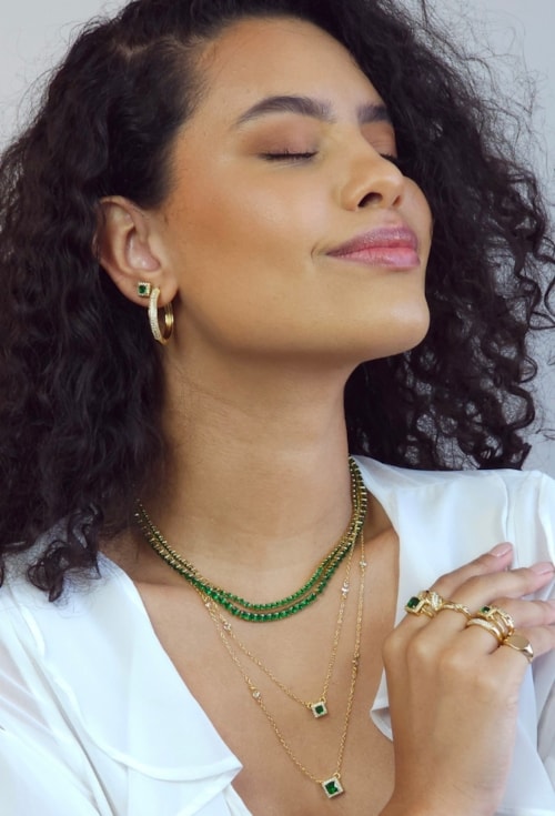MIX DE ANÉIS COM PEDRAS E CRAVEJADOS NO OURO | WELCOME SPRING 2025