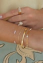 MIX COM PULSEIRA DELICADA DE PÉROLAS | WELCOME SPRING 2024
