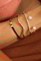 MIX DE BRACELETES CRAVEJADO COM PÉROLA l REALIZE