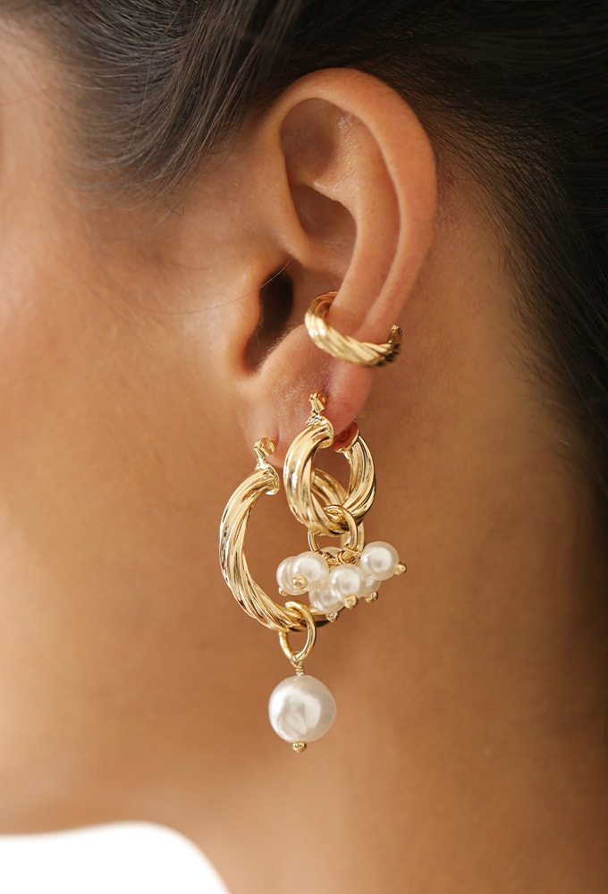MIX DE BRINCOS DE ARGOLA COM PÉROLAS E PIERCING NO OURO l REALIZE