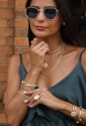 MIX DE PULSEIRAS INSPIRAÇÃO CRAVEJADOS COM PÉROLAS E RIVIERAS l ESSENZA