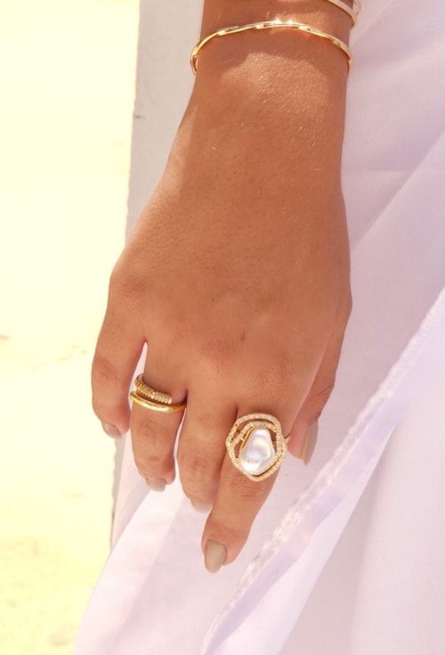 ANEL AJUSTÁVEL DE PÉROLA ORGÂNICO CRAVEJADO AN480-O ANEL AJUSTÁVEL DE PÉROLA ORGÂNICO CRAVEJADO AN480-O