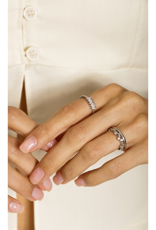 ANEL COM NAVETES DE ZIRCÔNIA AN229-R ANEL COM NAVETES DE ZIRCÔNIA AN229-R