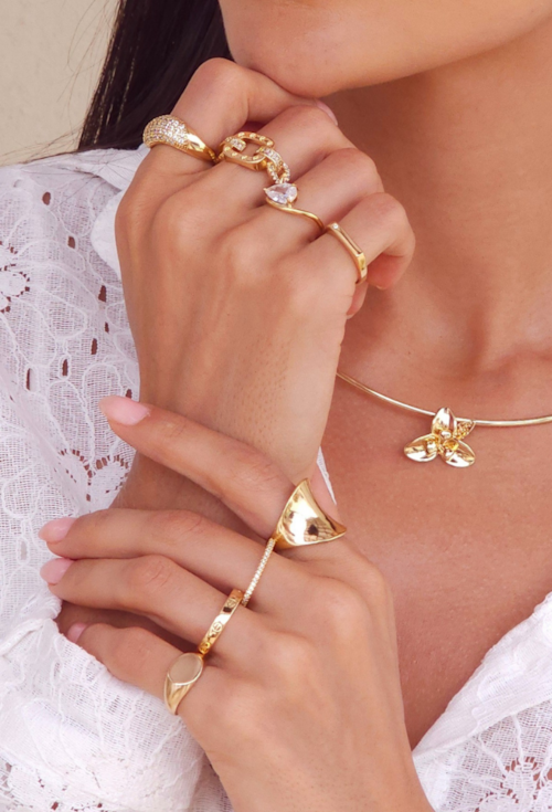 ANEL DOURADO COM PEDRA GOTA CRISTAL AN551-O