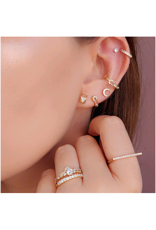 ANEL INSPIRED "V" COM ZIRCÔNIAS AN039-O ANEL INSPIRED "V" COM ZIRCÔNIAS AN039-O