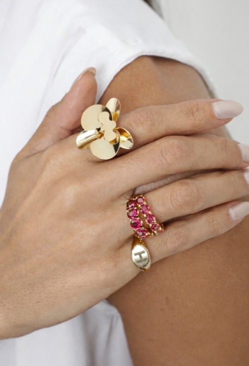 ANEL MEIA ALIANÇA REDONDA CRISTAL RUBELITA OURO AN612-O