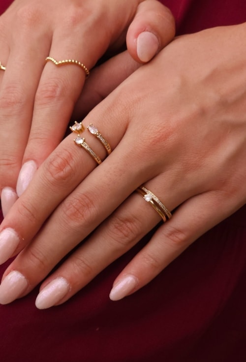 ANEL SOLITÁRIO COM PONTO DE LUZ EM ZIRCÔNIA AN507-O ANEL SOLITÁRIO COM PONTO DE LUZ EM ZIRCÔNIA AN507-O