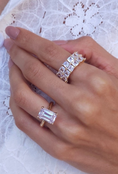 ANEL SOLITÁRIO COM ZIRCÔNIA RETANGULAR LAPIDAÇÃO RETRO AN569-O ANEL SOLITÁRIO COM ZIRCÔNIA RETANGULAR LAPIDAÇÃO RETRO AN569-O