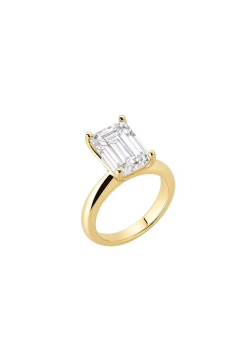 ANEL SOLITÁRIO COM ZIRCÔNIA RETANGULAR LAPIDAÇÃO RETRO AN569-O