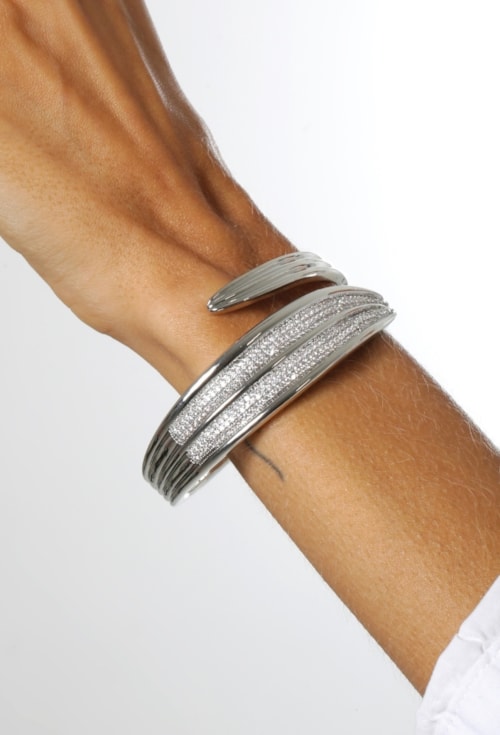 BRACELETE ARO CRAVEJADO NO RÓDIO PM582-R