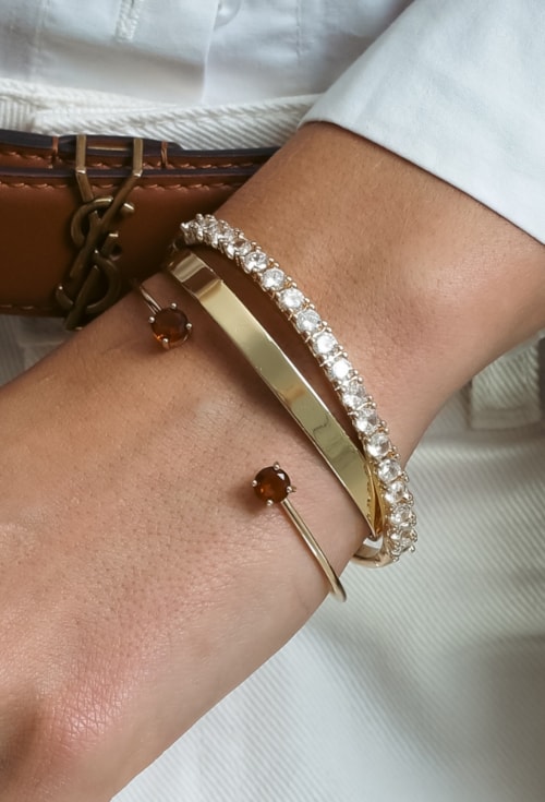 BRACELETE ARO REDONDO COM PEDRA TOPÁZIO MARROM BANHADO A OURO PM618-O