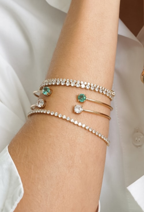 BRACELETE ARO REDONDO COM PEDRA TURMALINA BANHADO A OURO PM618-O