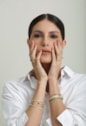 BRACELETE ARO REDONDO COM PEDRA TURMALINA BANHADO A OURO PM618-O