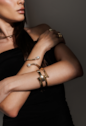 BRACELETE COM PÉROLAS BANHADO A OURO PM621-O