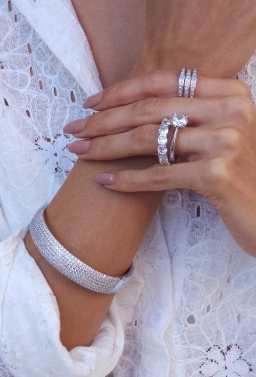 BRACELETE CRAVEJADO RÓDIO PM543-R