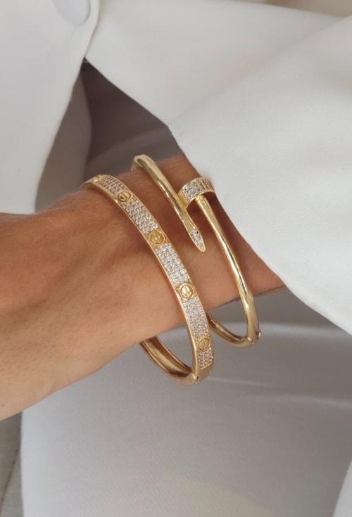 BRACELETE DE PREGO CRAVEJADO EM BANHO DE OURO PM569-O