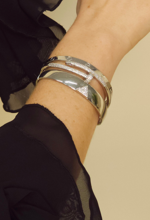 BRACELETE INSPIRAÇÃO LUXO CRAVEJADO PM476-R BRACELETE INSPIRAÇÃO LUXO CRAVEJADO PM476-R