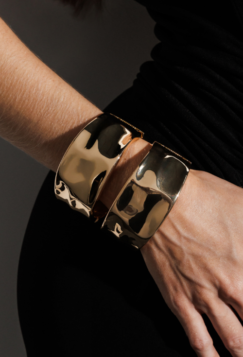 BRACELETE ORGÂNICO LISO BANHADO A OURO PM626-O