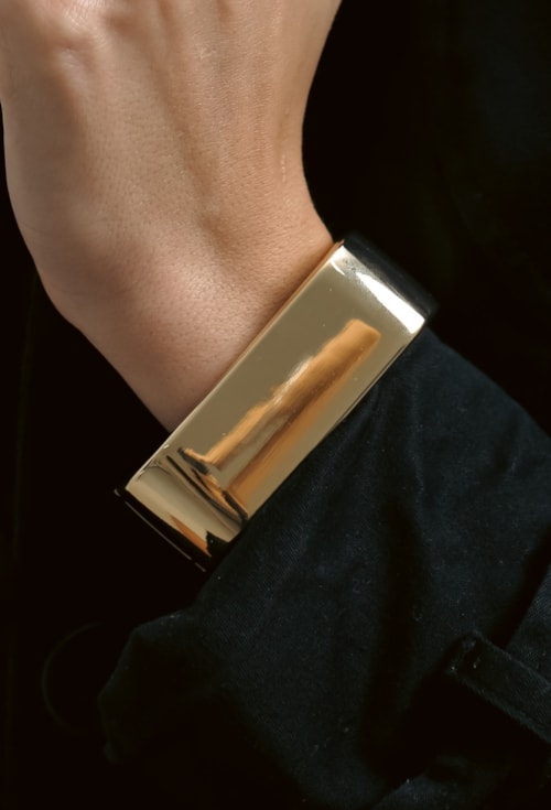 BRACELETE QUADRADO LISO BANHADO A OURO PM624-O