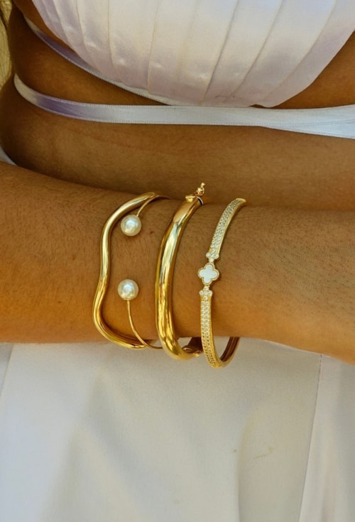BRACELETE TREVO PEROLADO CRAVEJADO NO OURO PM351-O
