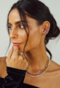 BRINCO EAR CUFF CURVO CRAVEJADO AMETISTA BANHADO A OURO 18K BM2365-O