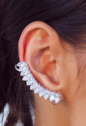 BRINCO EAR CUFF CURVO CRAVEJADO CRISTAL BANHADO A RÓDIO BM2365-R