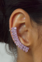 BRINCO EAR CUFF CURVO CRAVEJADO KUNZITA BANHADO A RÓDIO BM2365-R