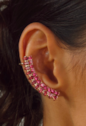 BRINCO EAR CUFF CURVO CRAVEJADO RUBELITA BANHADO A OURO 18K BM2365-O