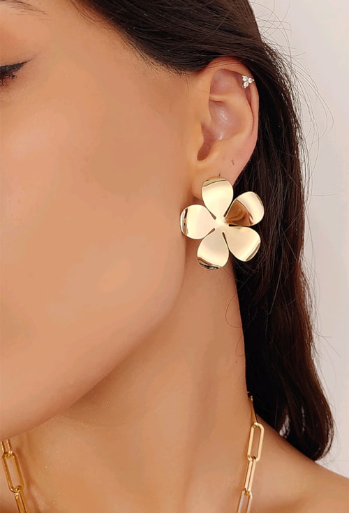 BRINCO LISO DE FLOR NO OURO BM1432-O BRINCO LISO DE FLOR NO OURO BM1432-O