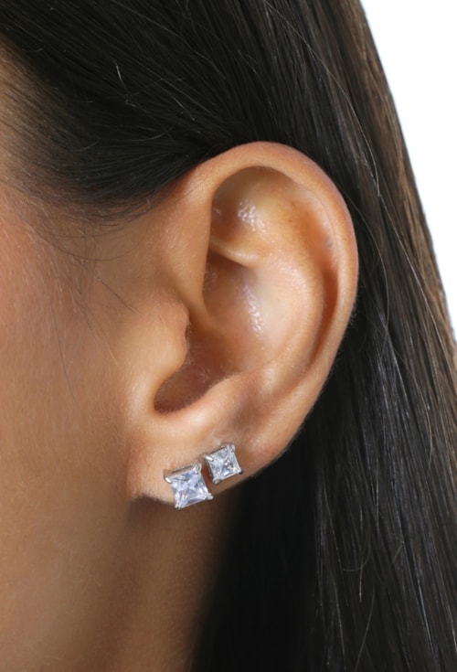 BRINCO PONTO DE LUZ QUADRADO 5MM EM AÇO INOX POLIDO BM2160-A