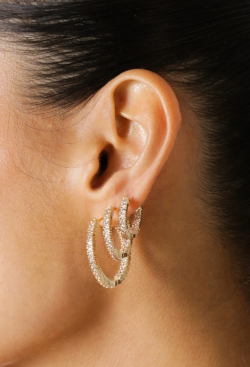 BRINCO TRIO DE ARGOLAS CLIQUE CRAVEJADAS BANHO OURO BM2141-O