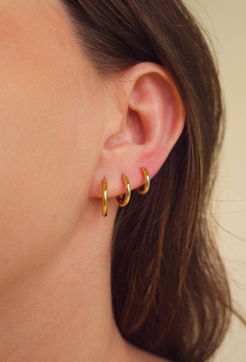 BRINCO TRIO DE ARGOLINHAS LISAS INOX DOURADO BM2027-AD BRINCO TRIO DE ARGOLINHAS LISAS INOX DOURADO BM2027-AD