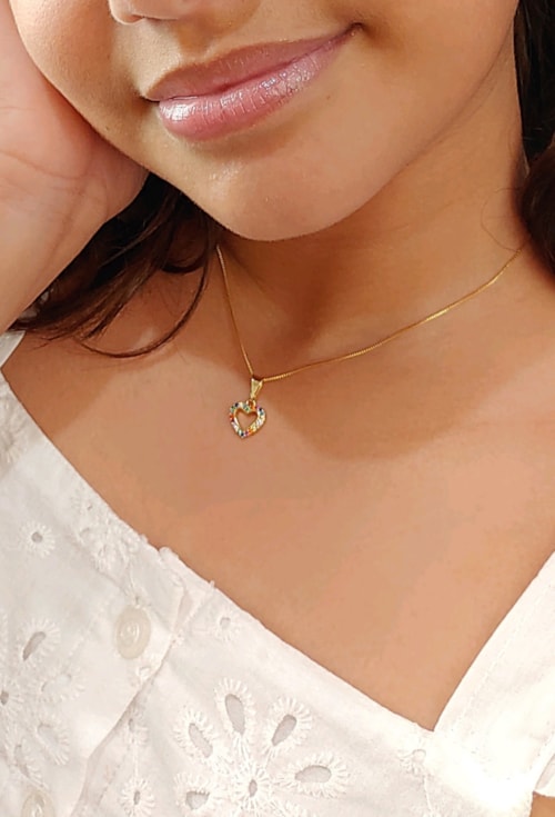 CHOKER COM PINGENTE DE CORAÇÃO COLORIDO CH226-O