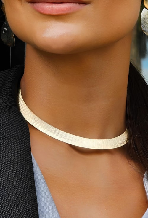 CHOKER DE ARO MODERNO COM TEXTURA NO OURO CH279-O