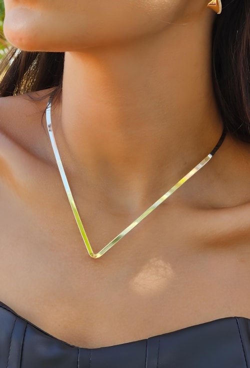 CHOKER DE ARO TRIANGULAR NO OURO CH273-O