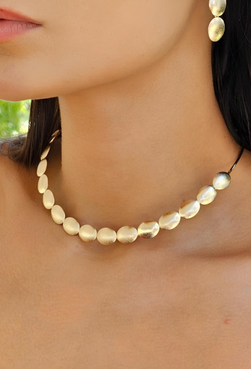 CHOKER OVAL DE ARO TEXTURIZADA NO OURO CH275-O