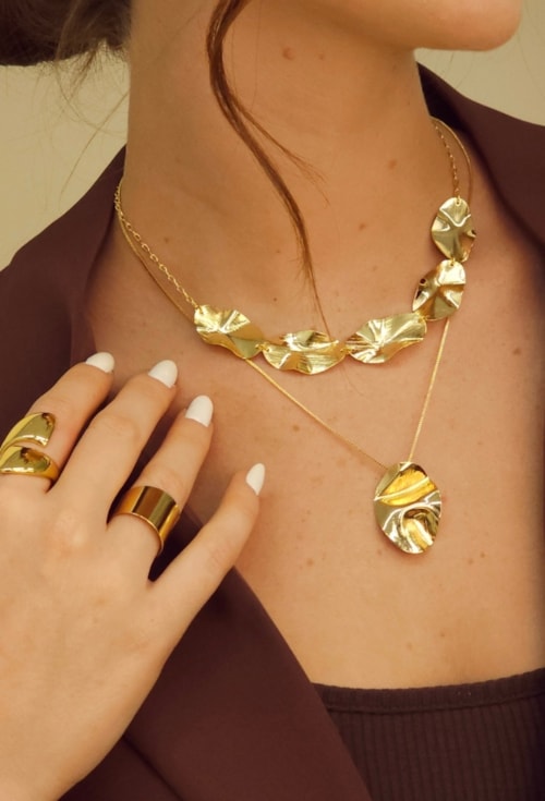 CHOKER OVAL ORGÂNICO MARTELADO NO OURO CH363-O