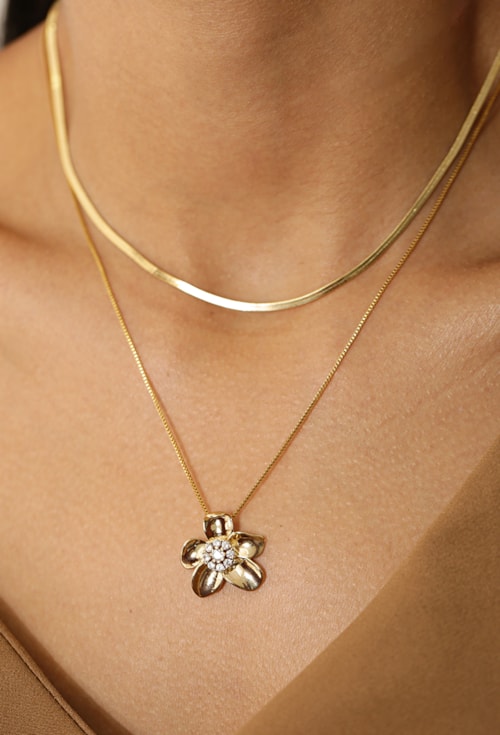 COLAR COM FLOR CRAVEJADA CO731-O COLAR COM FLOR CRAVEJADA CO731-O