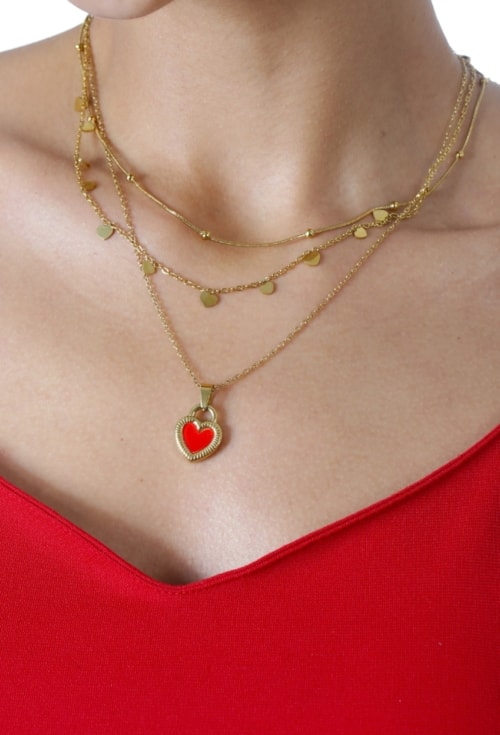 COLAR CORAÇÃO ESMALTADO VERMELHO EM AÇO INOX DOURADO CO835-AD