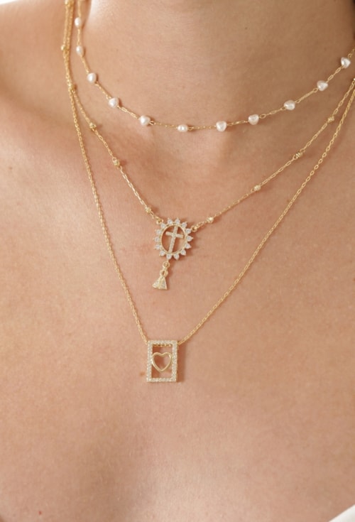 COLAR CRAVEJADO COM CRUZ E NOSSA SRA. APARECIDA NO OURO CO743-O COLAR CRAVEJADO COM CRUZ E NOSSA SRA. APARECIDA NO OURO CO743-O