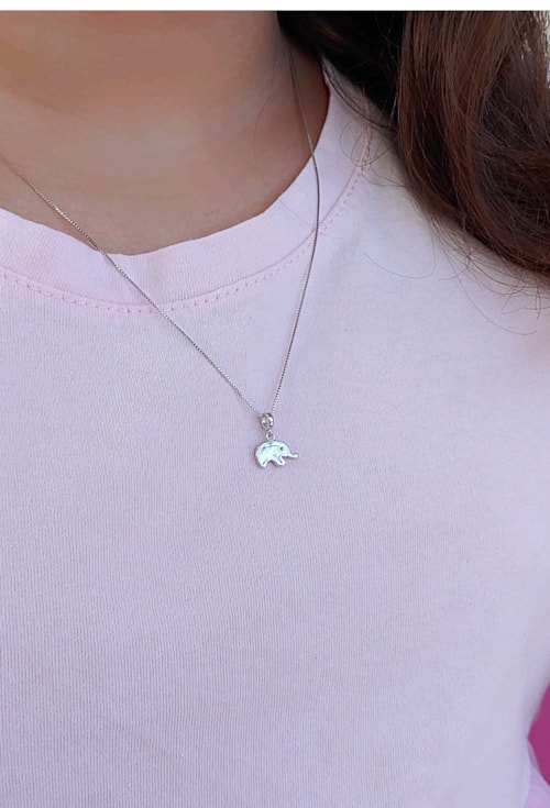 COLAR PINGENTE DE ELEFANTE NO RÓDIO CO297-R COLAR PINGENTE DE ELEFANTE NO RÓDIO CO297-R