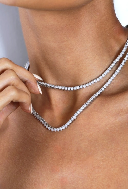 COLAR RIVIERA CRAVEJADO COM PEDRAS CRISTAL 42CM CO817-R