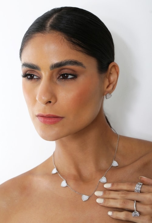 CONJUNTO CORAÇÃO MADRE-PÉROLA CRAVEJADO RÓDIO CJ165-R