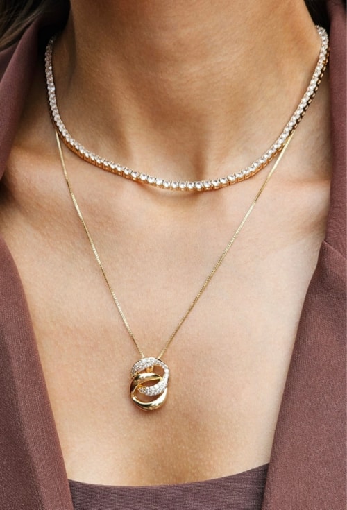 CONJUNTO ENTRELAÇADO CRAVEJADO ZIRCÔNIA BANHADO OURO CJ205-O